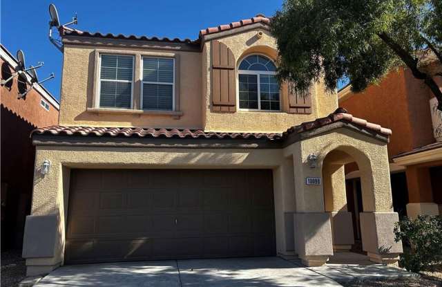 INCLUDES SOME UTILITIES 4 bedroom in Mountains Edge with Large Patio photos photos