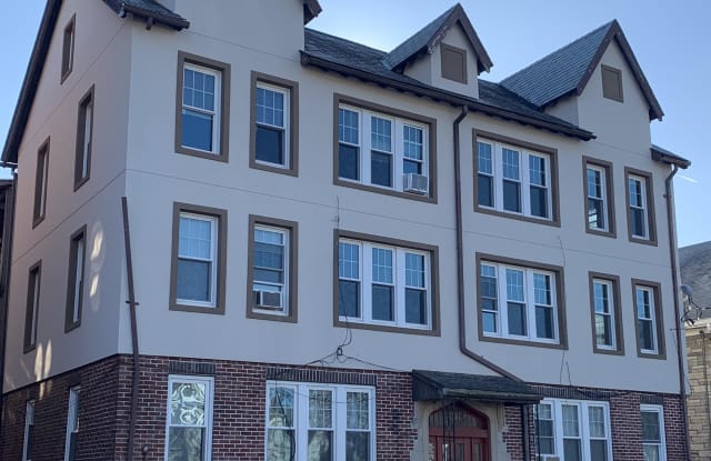 773 Farmington Avenue, A1 - 773 Farmington Avenue, West Hartford, CT 06119