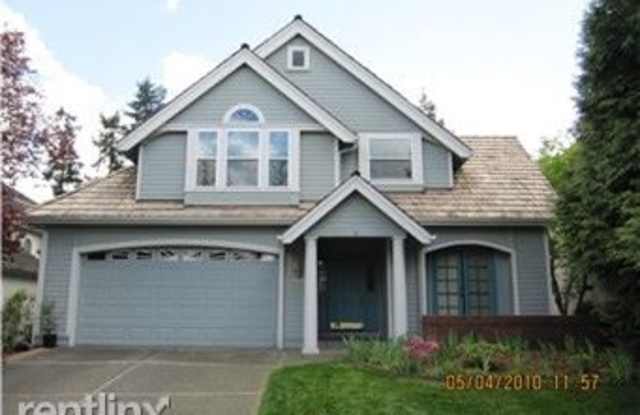3926 255th PL SE - 3926 255th Place Southeast, Klahanie, WA 98029