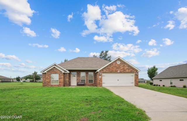 2044 Mississippi Avenue - 2044 Mississippi Avenue, Joplin, MO 64804