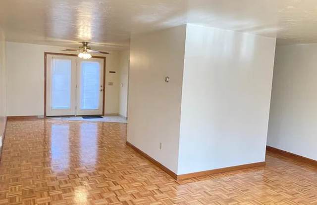 333 Pond St Apt 1 Gallery 3