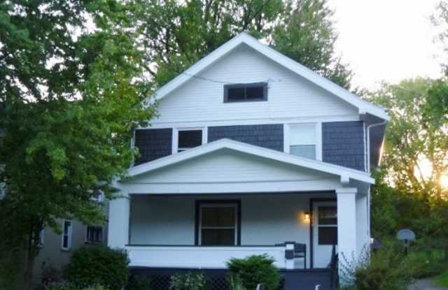 3 bedroom, near park, close to Ontario photos photos