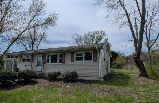 8608 LINTON HALL ROAD - 8608 Linton Hall Road, Linton Hall, VA 20136