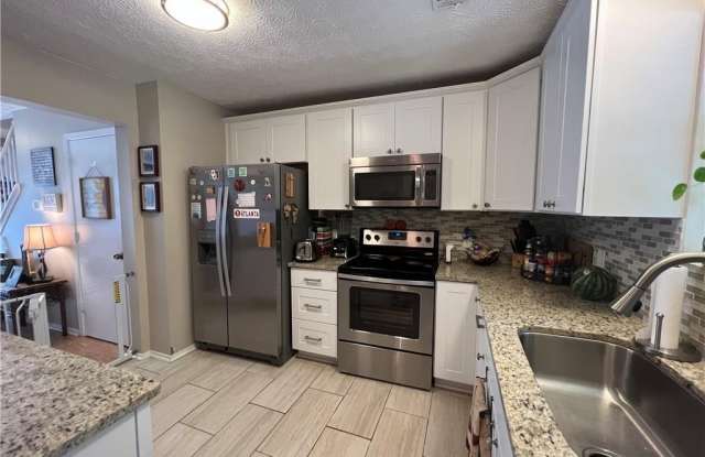2607 Queen Anne Court Gallery 4