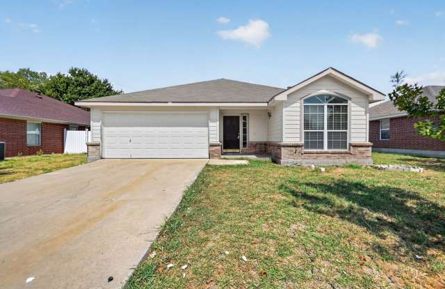 Quaint 3 bedroom, 2 bathroom home in Princeton, TX! Free second month of rent special! Gallery 1