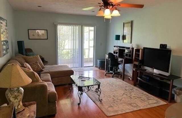 1913 SW Palm City Road photos photos