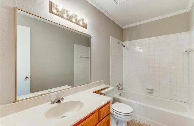 3310 Cliffview Drive Gallery 4