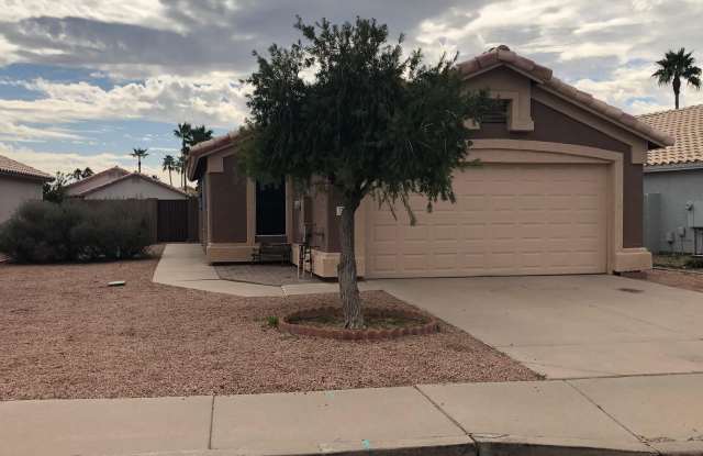 735 E BAYLOR Lane photos photos