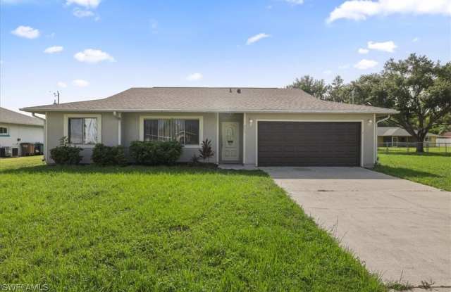 233 SE 1st Avenue photos photos
