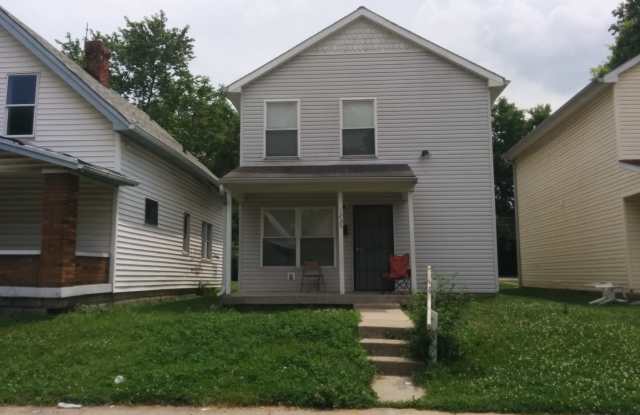 3 Bedroom with 1 - !/2 Baths - 1225 West 29th Street, Indianapolis, IN 46208