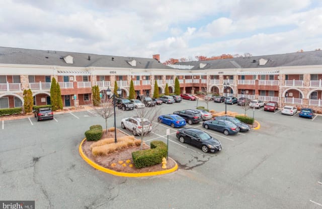 4000 GENESEE PL #C-105 - 4000 Genesee Pl, County Center, VA 22192