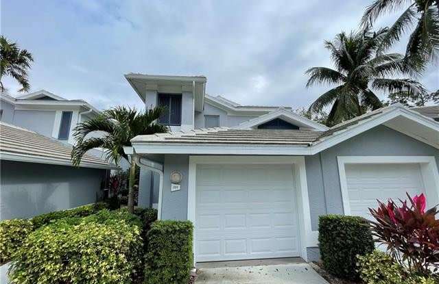 740 Tarpon Cove DR Gallery 3