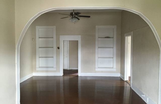 Prime Location, Endless Potential 3BR/1BA Haven Gallery 3