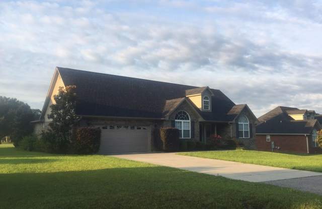 Beech Creek Golf Course - 4 bedrooms / 2 baths photos photos
