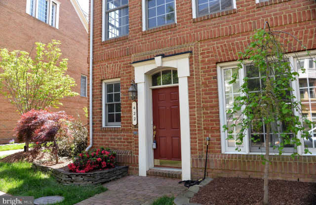 422 FERDINAND DAY DRIVE - 422 Ferdinand Day Drive, Alexandria, VA 22304