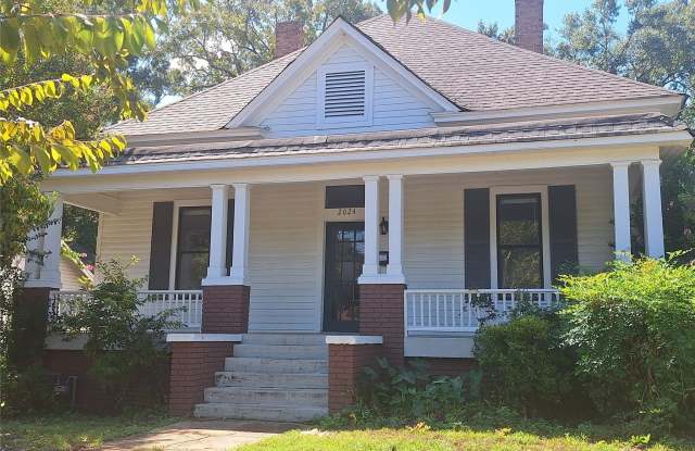 2024 Winona Avenue Gallery 2