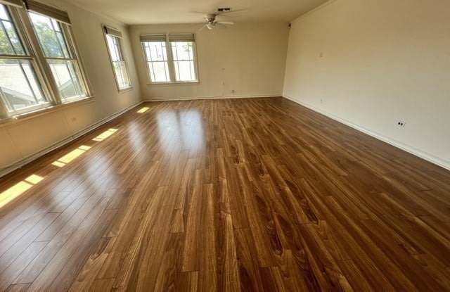 215 E HUISACHE AVE - 215 East Huisache Avenue, San Antonio, TX 78212