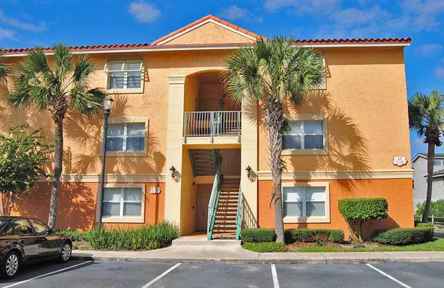 Resort Style Living within Walking Distance to Jax Beaches! - 108 Laguna Villa Boulevard, Jacksonville Beach, FL 32250