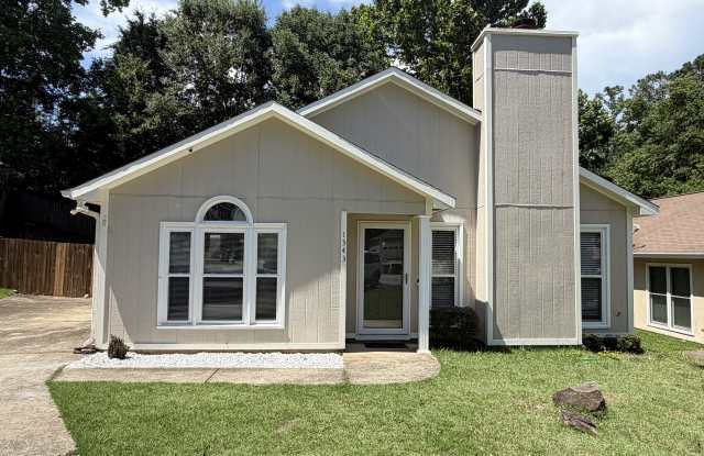 1343 Maplebrook Dr photos photos