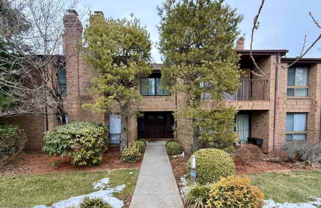 256 Willowbrook Drive photos photos 256 Willowbrook Drive photos photos