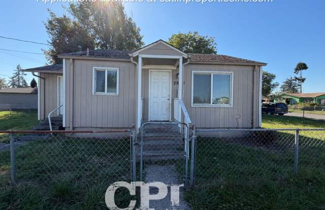 2645 Alabama St. - 2645 Alabama Street, Longview, WA 98632