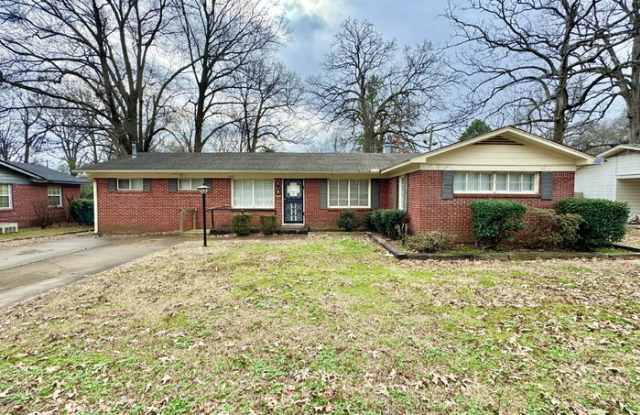 4555 Willow Road photos photos