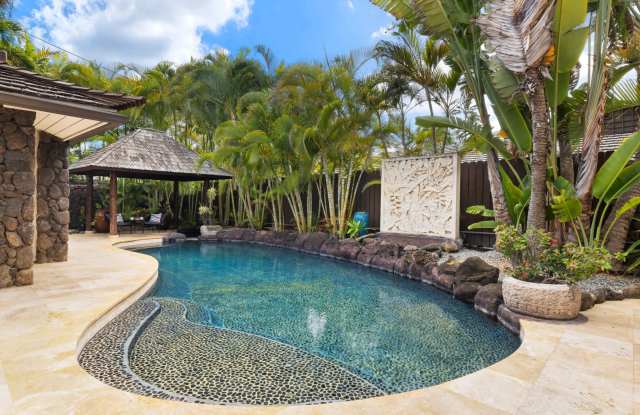 Large 6 Bedroom/5 Bathroom Home on Quiet Kailua Private Lane with Heated Pool and Spa Available 8/17/26 photos photos