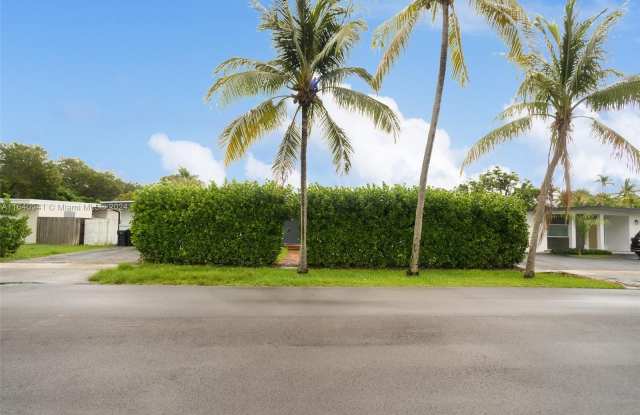 18931 NE 20th Ct Gallery 2