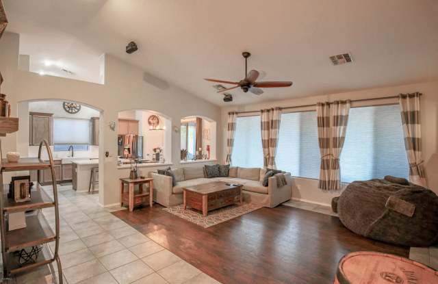 3701 W BUCKHORN Trail Gallery 2