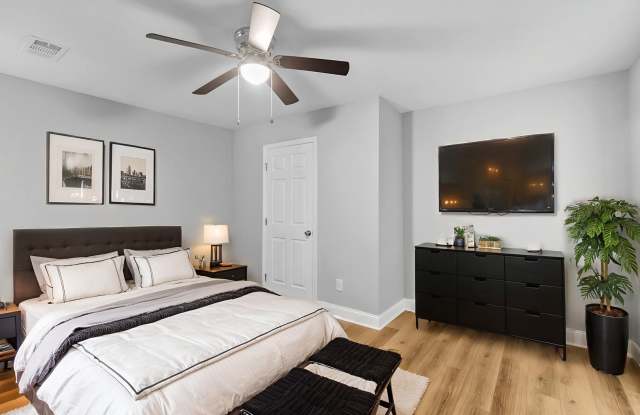 Crestview Apartments Gallery 1