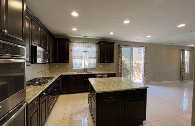 4  Bedroom home for leasing in West Covina Gallery 4