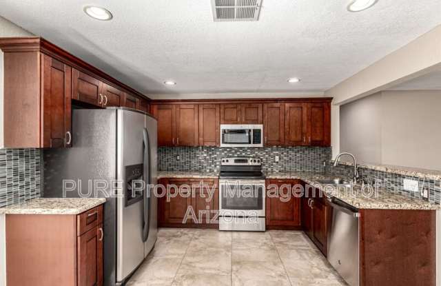 1817 W Portobello Ave photos photos