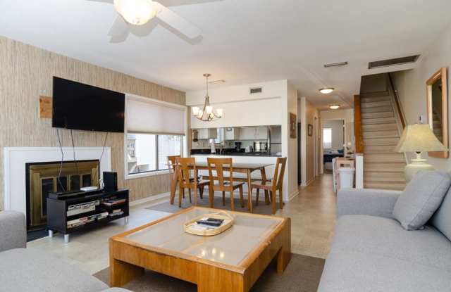 (W204) 4 East Greensboro Street Unit A Wrightsville Beach, NC 28480 Gallery 3