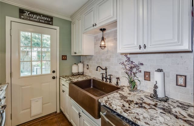 54 S Circlewood Glen - 54 S Circlewood Gln, The Woodlands, TX 77381