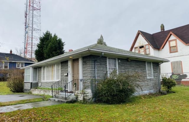 1916 E Pine St, Seattle, Washington, 98122 - 1916 East Pine Street, Seattle, WA 98122