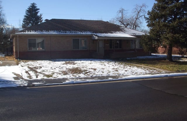 975 Revere St - 975 Revere Street, Aurora, CO 80011