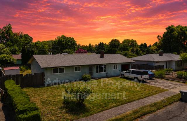 1745 NW Garryanna St photos photos