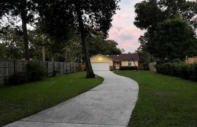 1671 HOLLY OAKS LAKE Road E photos photos