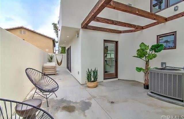 109 E El Portal Gallery 4