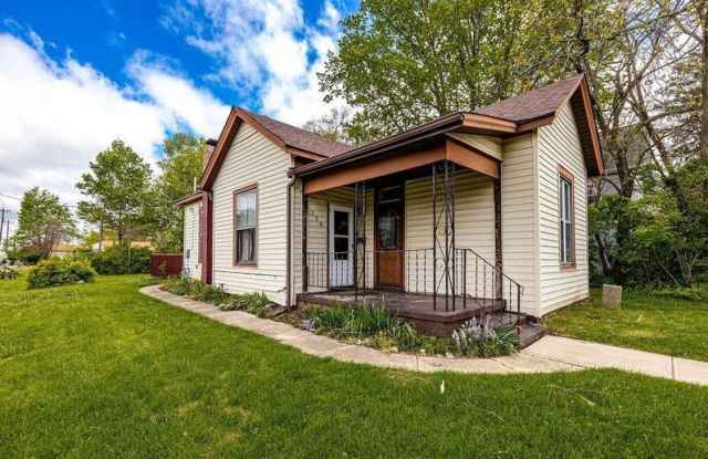 330 W Withrow St photos photos