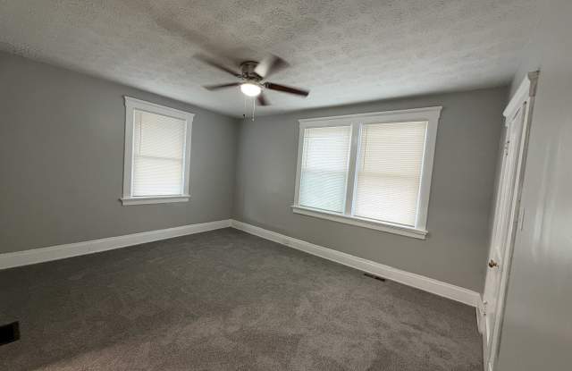 407 West Southern Avenue - 2 Gallery 1