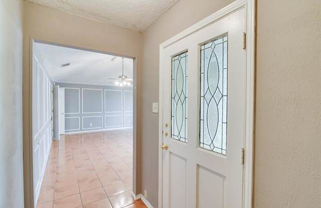 961 Brookside Drive Gallery 3