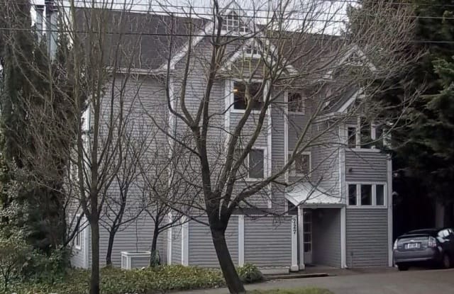 727 N. 85th Street # 303 - 727 North 85th Street, Seattle, WA 98103