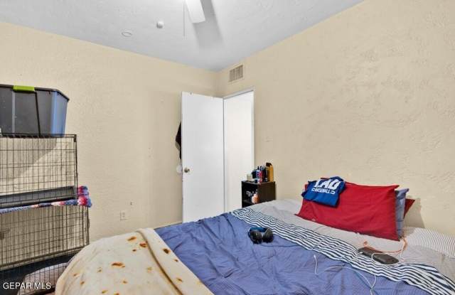 1309 ZUNI Place Gallery 4