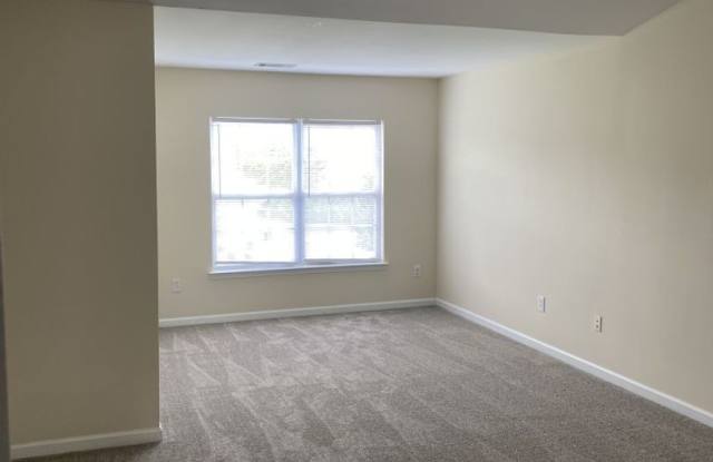 3 Story, 3 Bed Townhome in Ayrsley - 10020 Kings Parade Boulevard, Charlotte, NC 28273