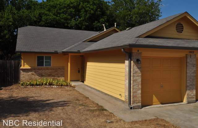 1812 Gracy Farms Ln #B - 1812 Gracy Farms Lane, Austin, TX 78758