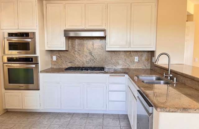Four Bedroom 2.5 Bath House in Poway School District Gallery 3