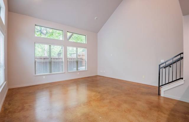 2530 Wedglea Drive Gallery 3