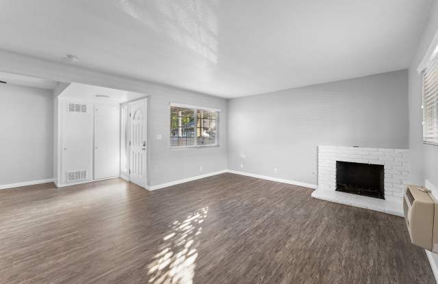 Pacific Palms Apartment Homes Gallery 2