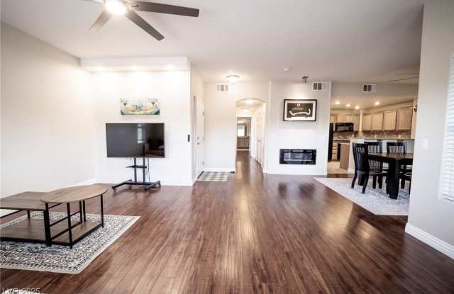 825 Canterra Street photos photos